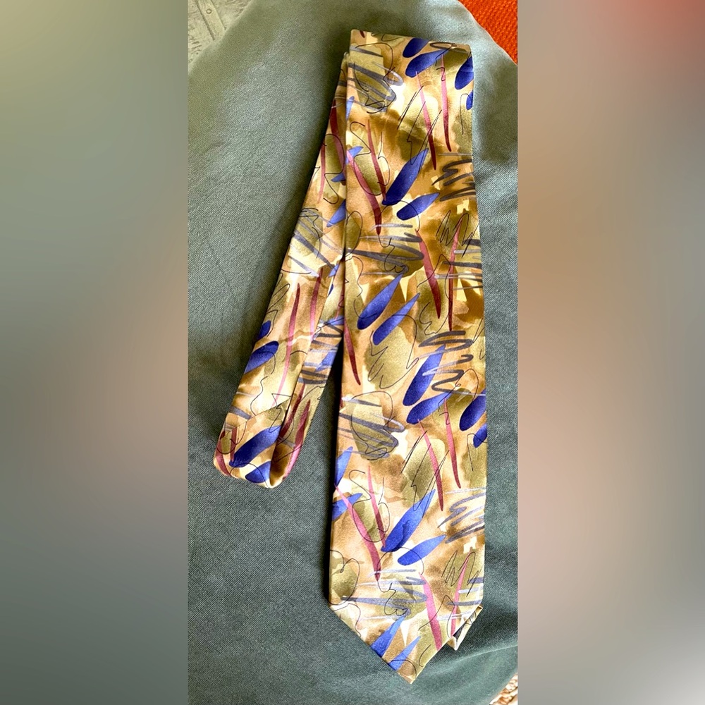J. Garcia Abstract Tie